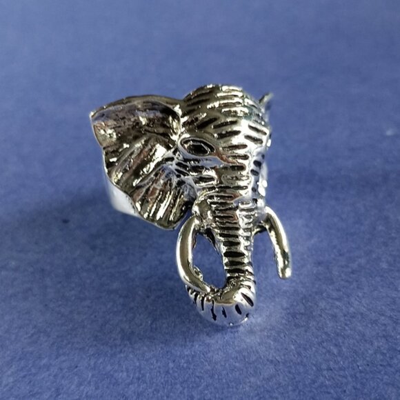 Elephant Head Animal Gothic Style Ring - Picture 2 of 4